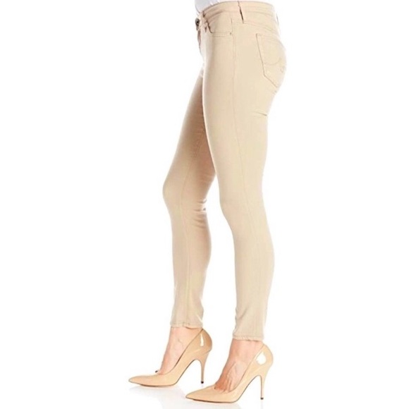 Solddd Outtt - Picture 12 of 12